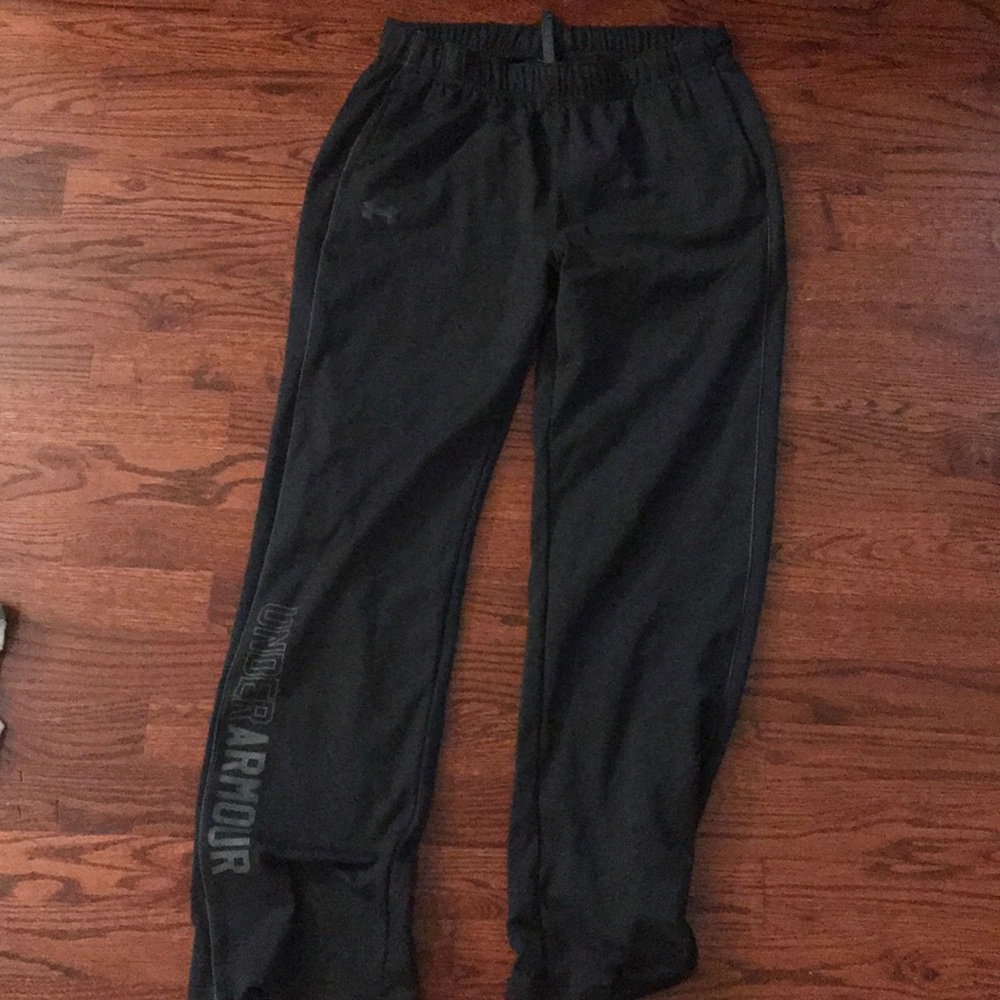 Black sweatpants